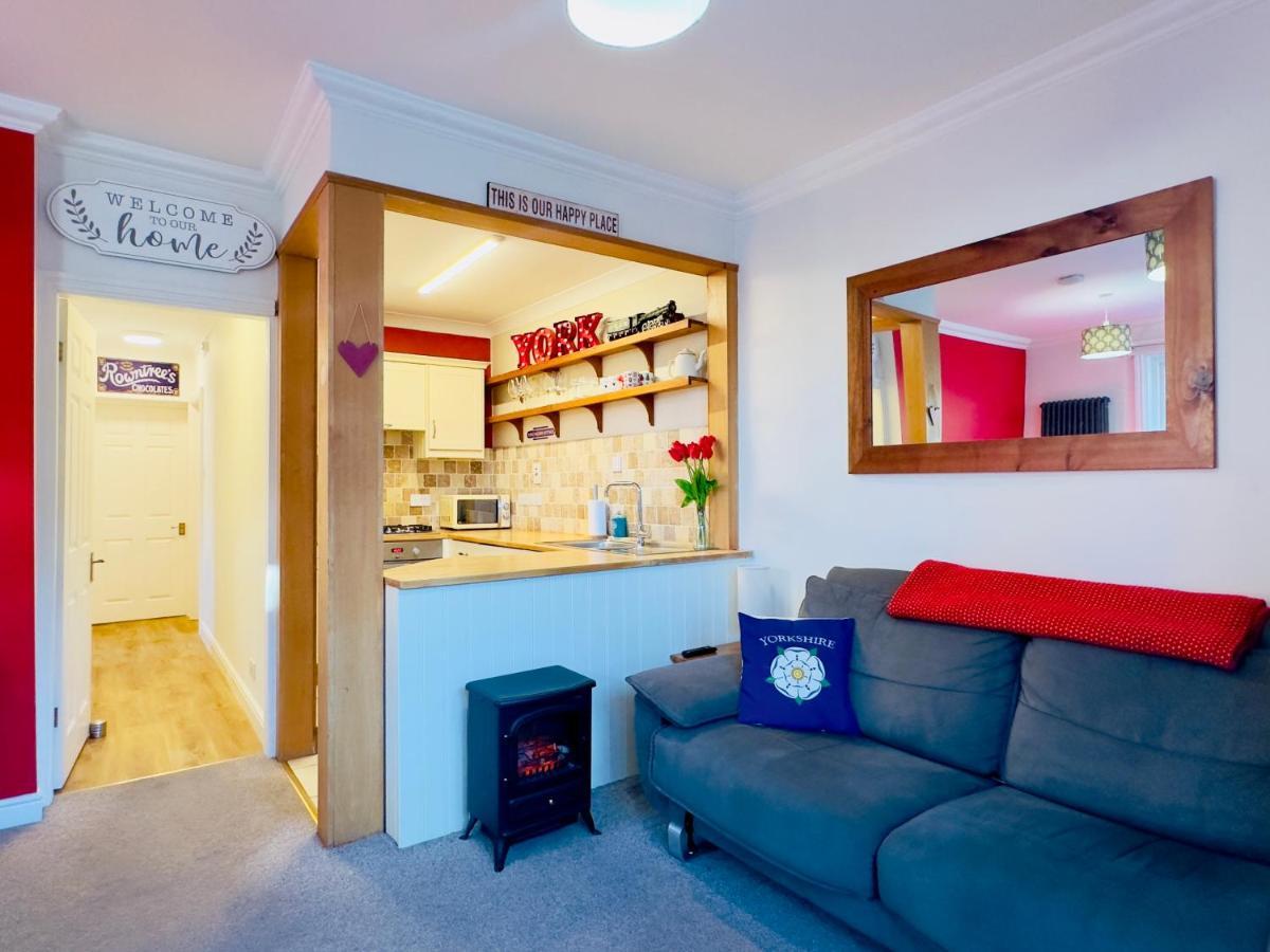 Cosy Victorian Apartment - Central York Exterior photo